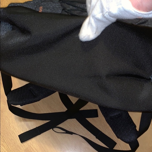 The North Face Borealis Backpack, Black/ Rose Gold - Picture 3 of 16